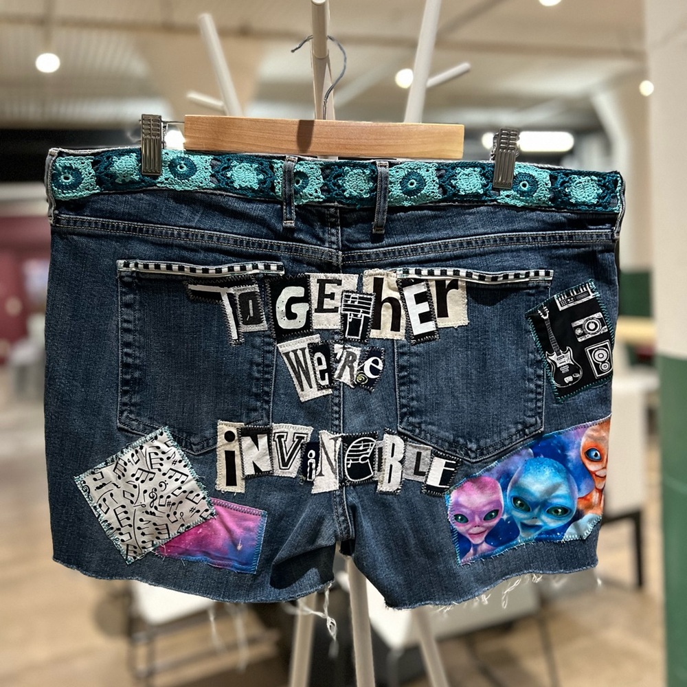 Muse Upcycled Custom Patchwork Collage Shorts Siz… - image 2